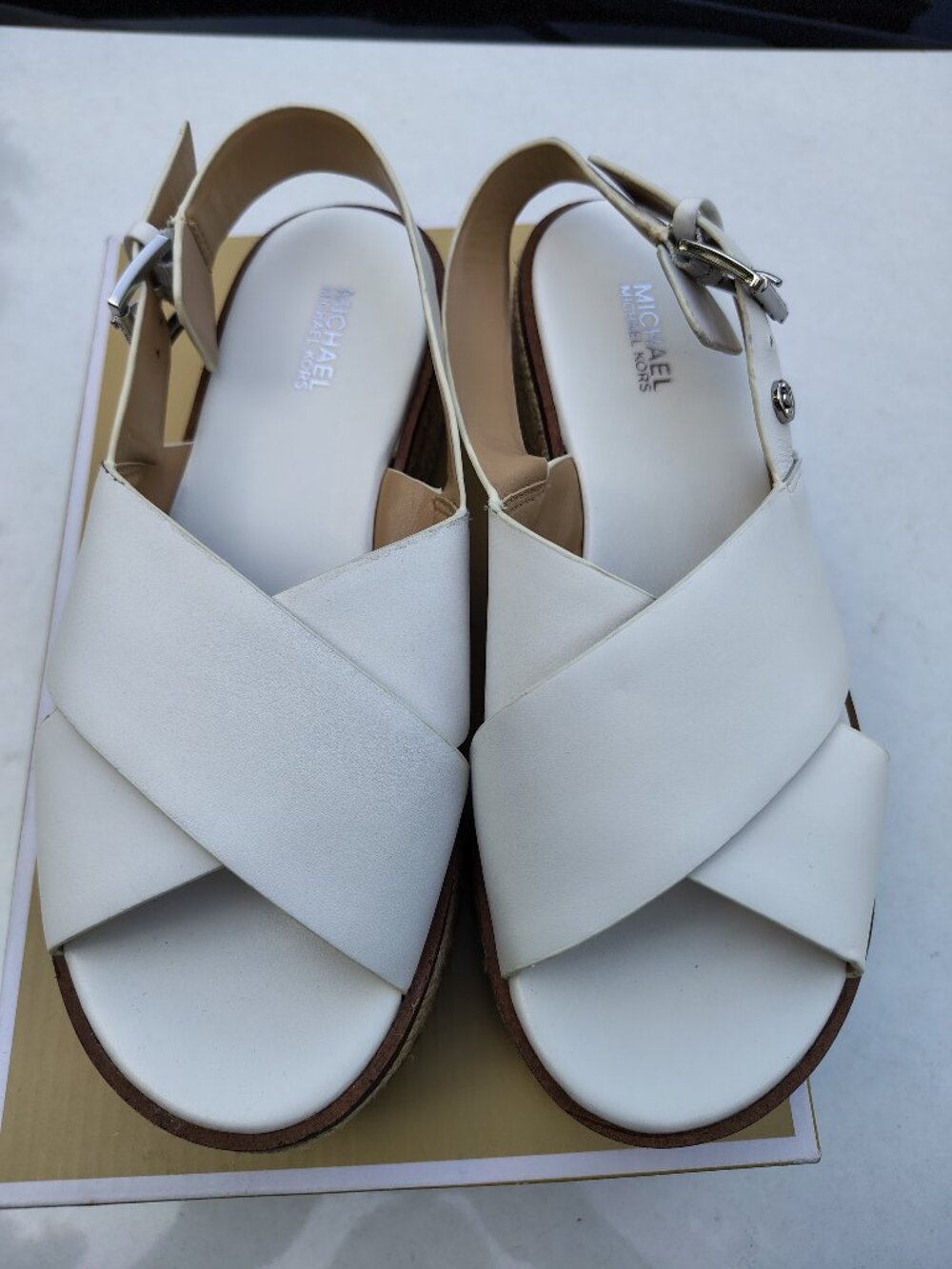 Michael Kors Meryl Leather Sandals White Size 7 - Picture 4 of 6